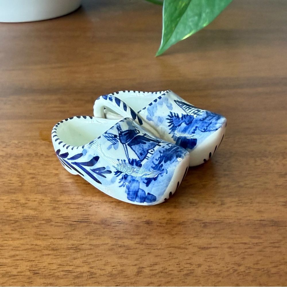 Vintage Delft Clogs Shoes Windmill Trinket Dish Tray Bowl Blue & White Ceramic